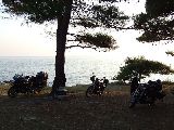 Késõ délután érkeztünk meg, egy remek, élménydús, utazás után. Nagyszerû volt a hegyekben kanyargó utakon motorozni.