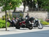 A fiatalok hamarabb elteltek.
