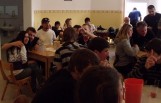 Utána teára, sütire invitálta az ifjúság az  egybegyûlteket.