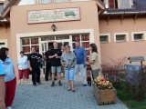 A csapat oszlásnak indul.