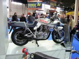 A GSXR elõdje, a hosszú kard. Suzuki Katana.