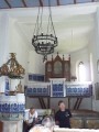 Kék írásos kézimunkák Magyargyerõmonostoron a református templomban