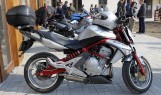 Gyuszi gyönyõrû motorja, bár a doboz túl hangsúlyos helyen van :o)