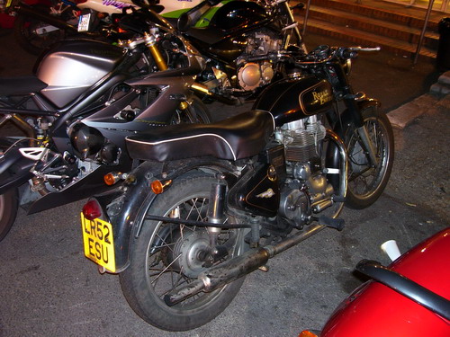 100_3833_resize.jpg