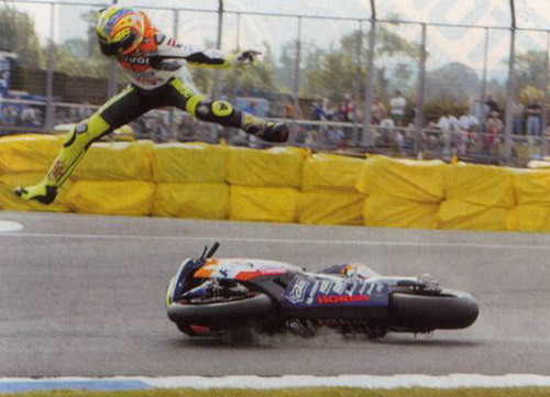 rossi_donnington_fly.jpg