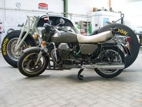gunbusguzzi.jpg
